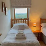 Harvest And Holly Barn * Yarm